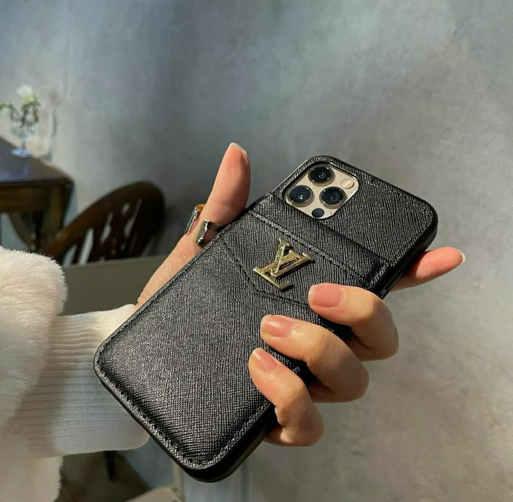 lv phone case womans