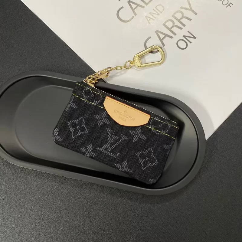 louis vuitton id card holder (1)