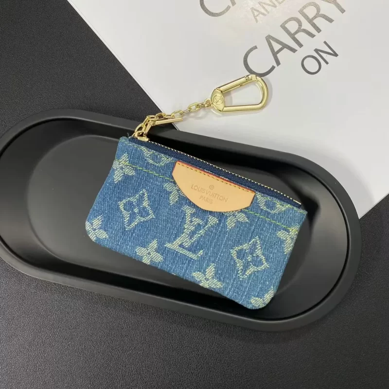 louis vuitton id card holder (2)